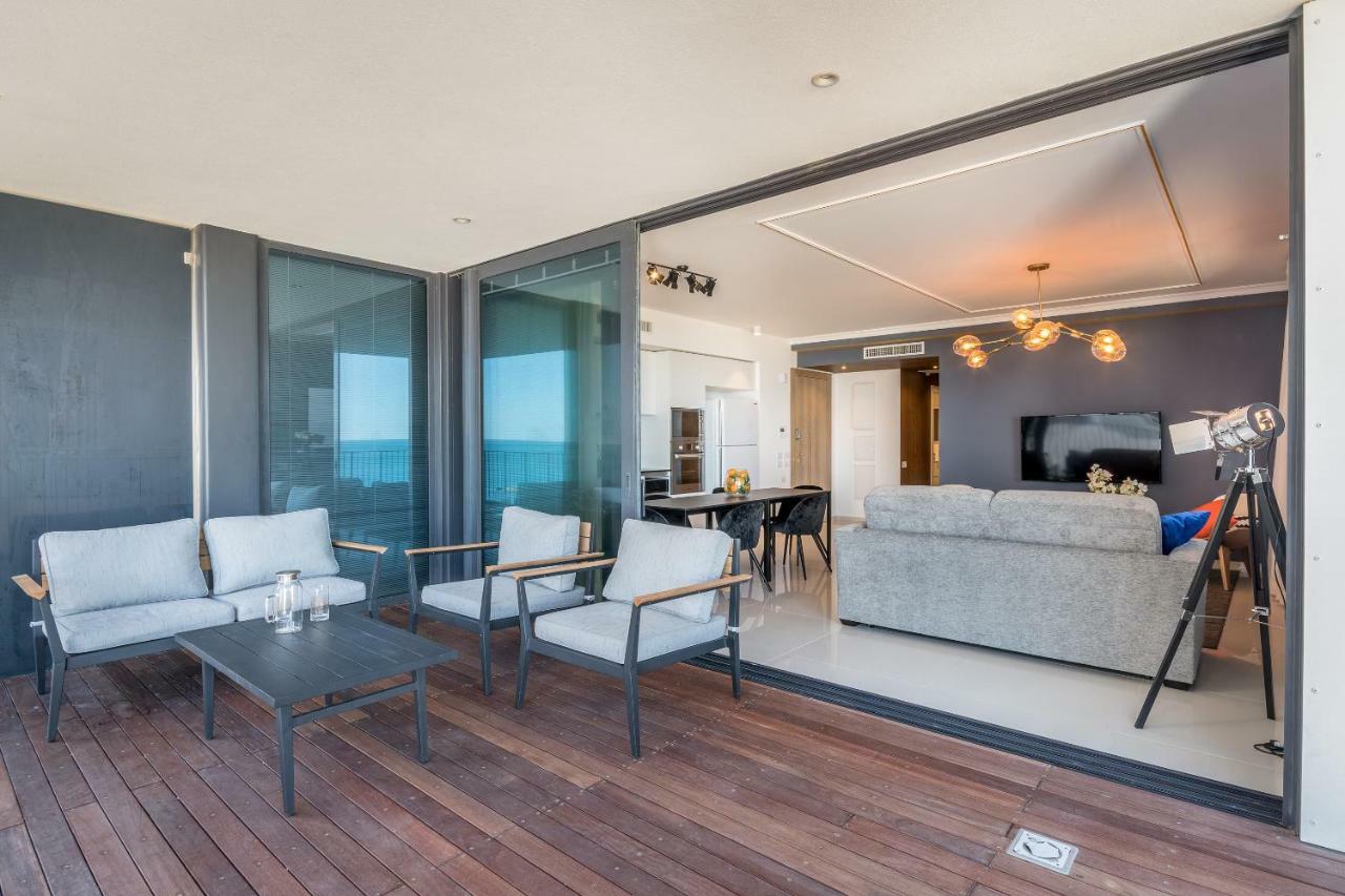 Front Of Beach - Trumpeldor Street Tel Aviv Dış mekan fotoğraf